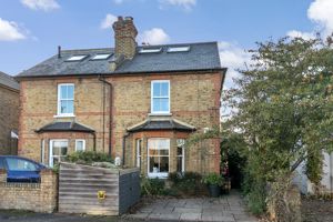 Nightingale Road, West Molesey- click for photo gallery